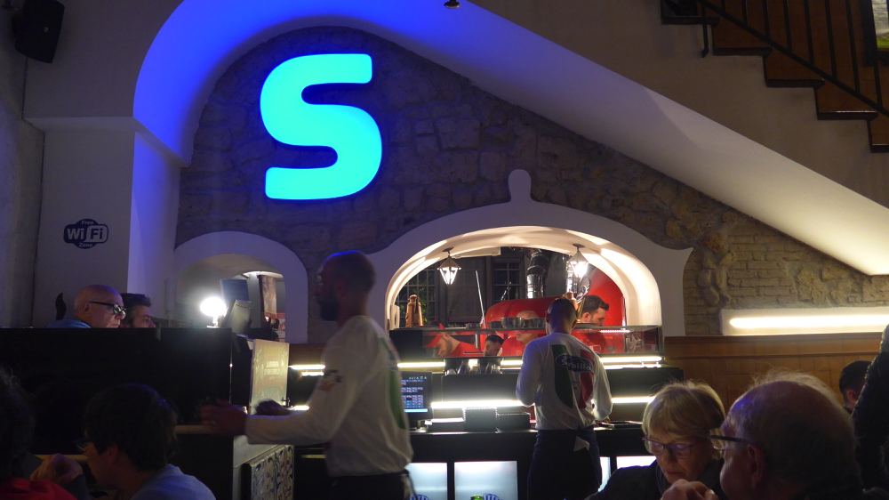 Pizzeria